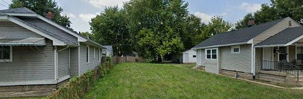 1st image of 1742 Thaddeus St