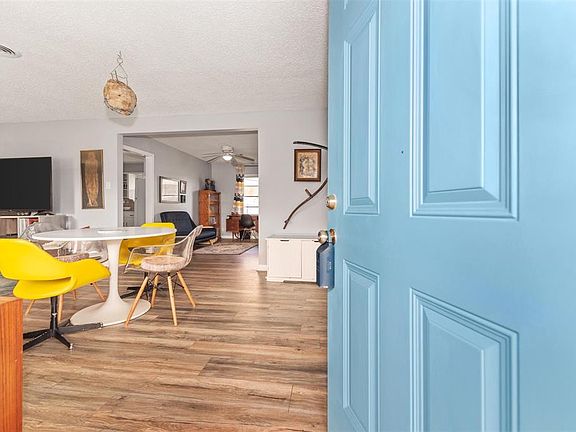 Wood laminate floors. Open floor plan. Be sure to check out the 3D Matterport Virtual Tour link