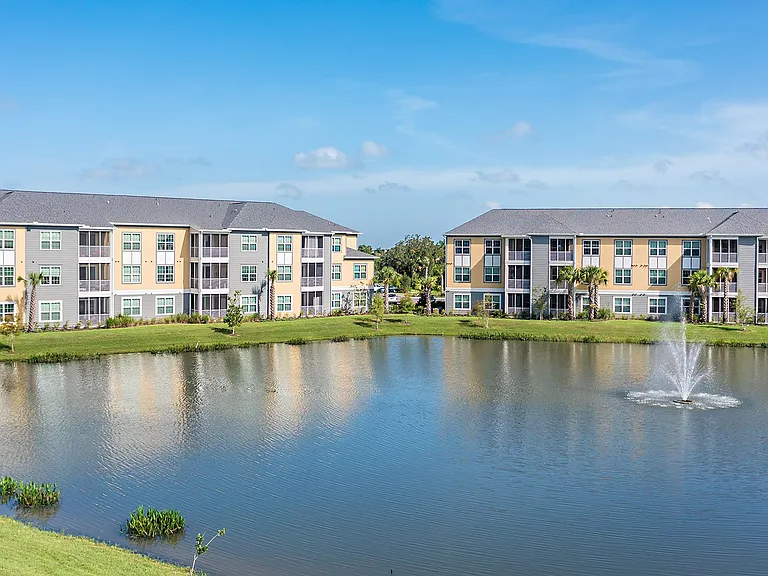 Blue Heron Living Apartment Homes — Photo 57