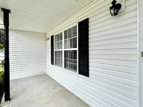 2nd image of 397 Paris Dr