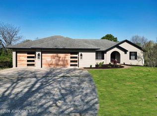 9747 North Cir, Columbia, MO 65203