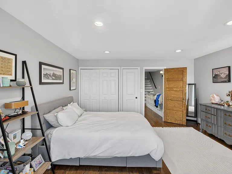 2233 1st St NW #A — Photo 36