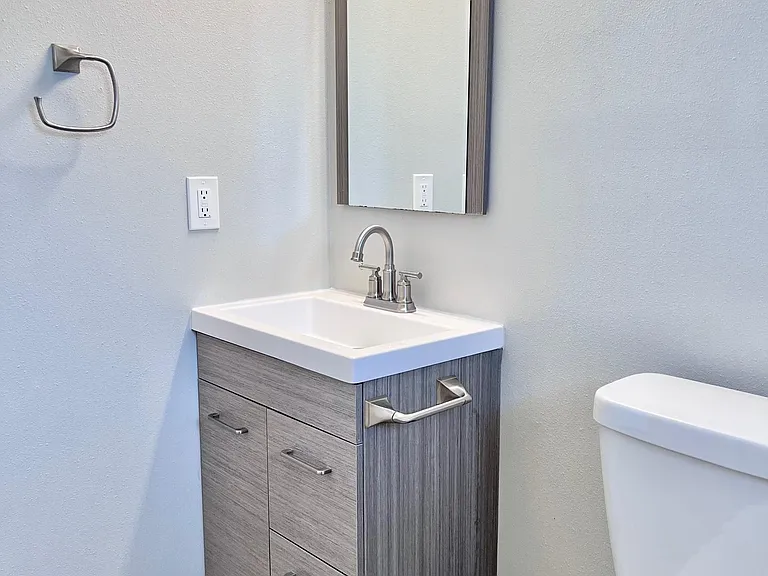 2625 E Turney Ave #1 — Photo 25