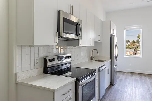 6713 York Rd #202 Photo 1