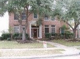 13811 Round Oak Ct, Houston, TX 77059