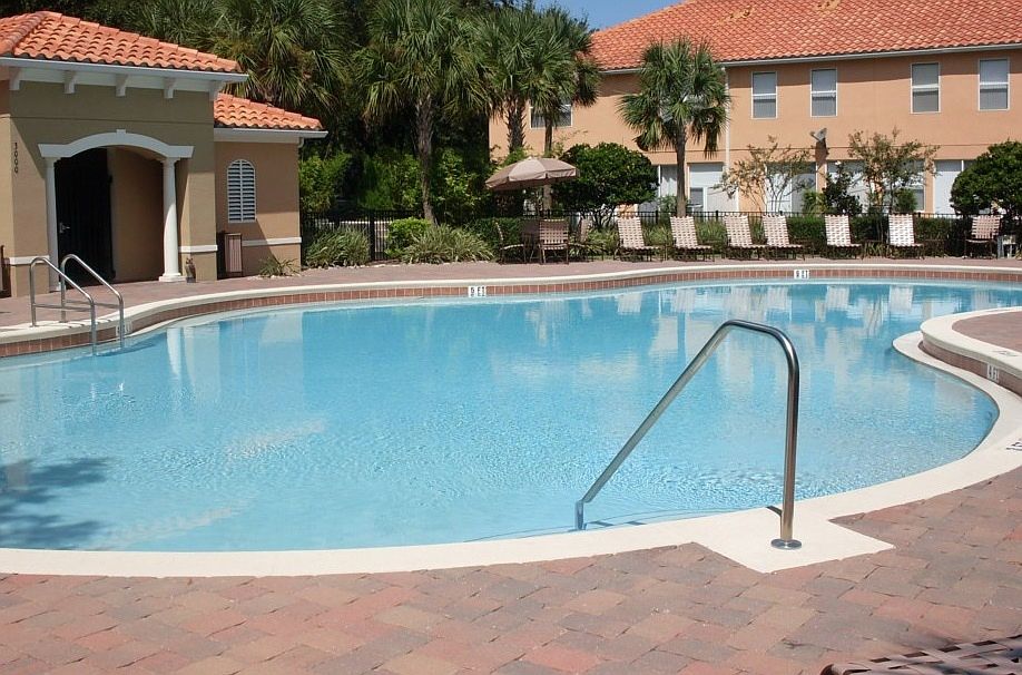 Compass Bay Pool