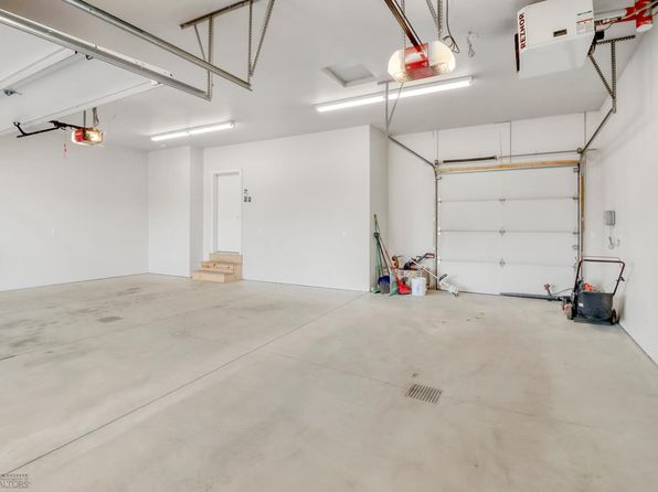 3537 Grandwood Dr N, Fargo, ND 58102