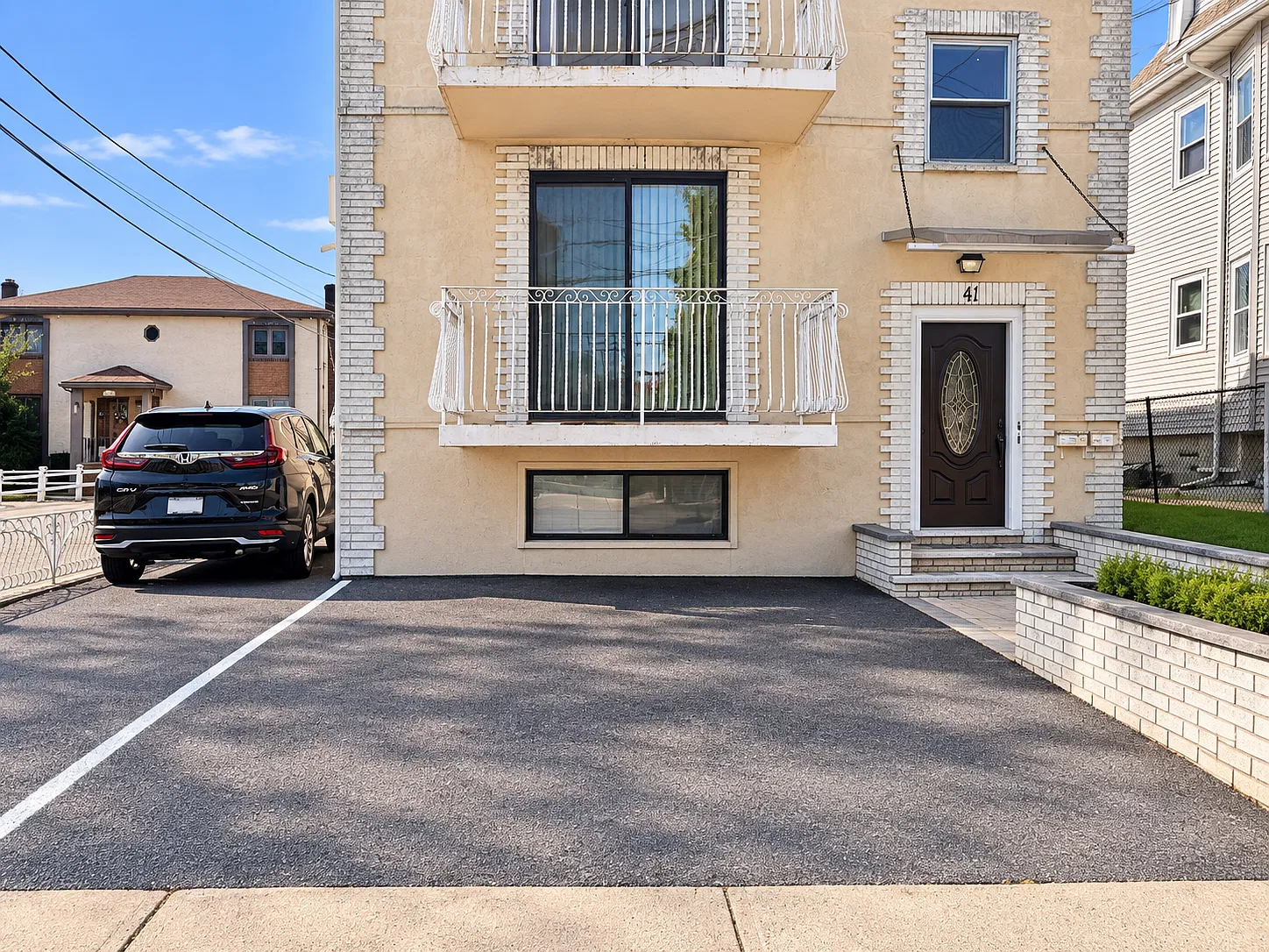 2 bed, 1200 sqft, $2,600 — Photo 3