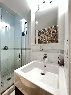 Rented by Dallien Realty Limited Liability Company | media 18