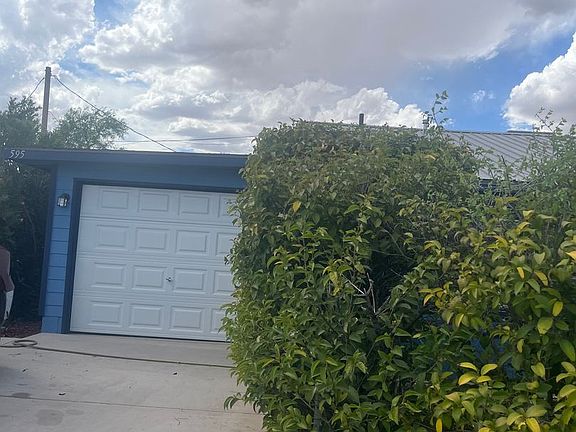 3rd image of 595 N San Pedro St