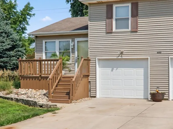 600 Carriage Hills Rd #A, Normal, IL 61761