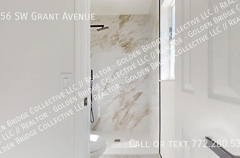 2056 SW Grant Ave — Photo 8