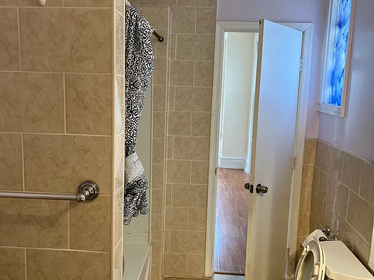 4126 Chester Ave #2F — Photo 7