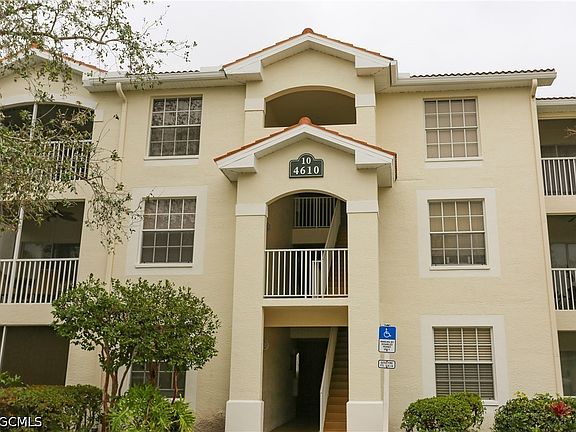 3rd image of 4610 Saint Croix Ln APT 1034