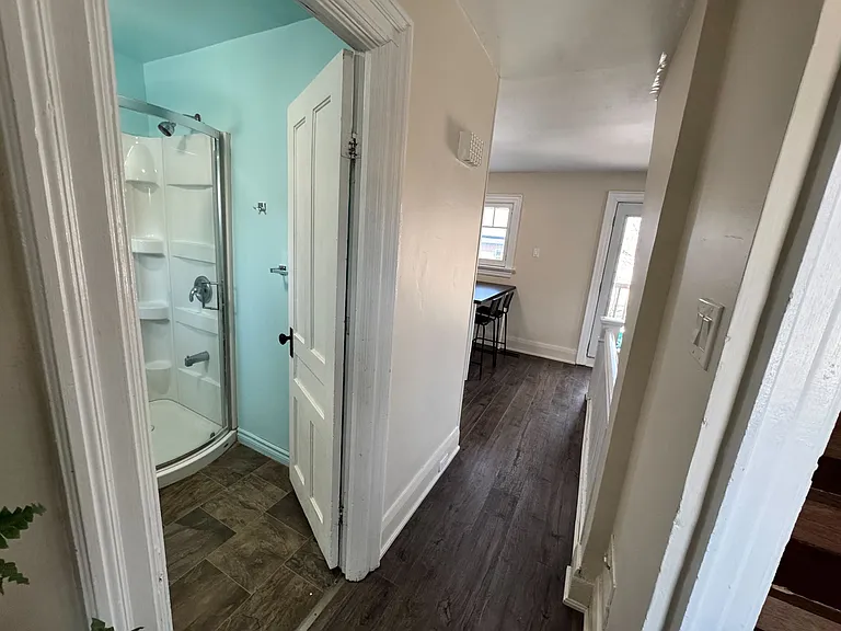 82 Owen St — Photo 13