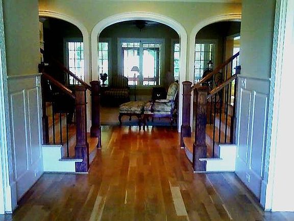 Entry Double Staircase