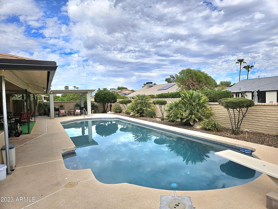 1st image of 21419 N Palm Desert Dr