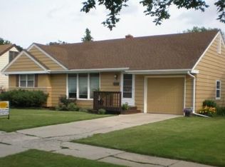 2721 Hooker Ave, Rockford, IL 61108