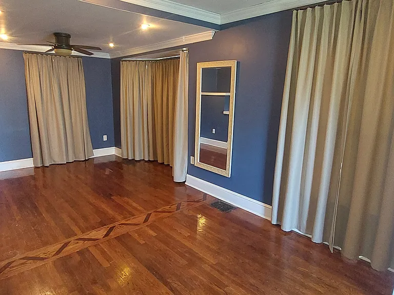3112 Summit St — Photo 5