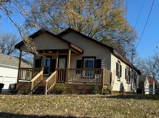 703 Richmond Ave, Burlington, NC 27217