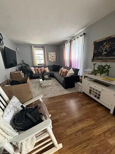 15 Hayes Ave Photo 1