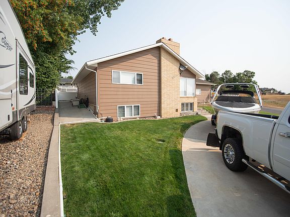 5th image of 24 Spruce Dr