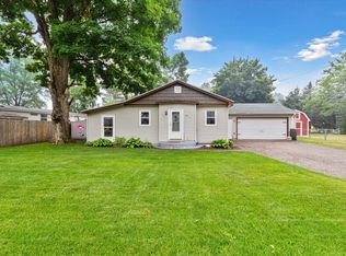 68 Warbler Dr NE, Sparta, MI