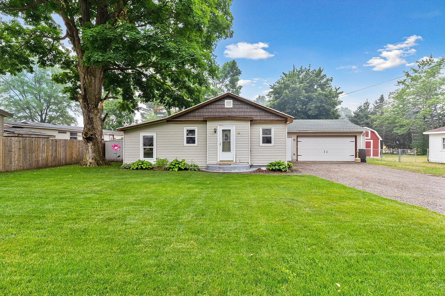 68 Warbler Dr NE photo 1