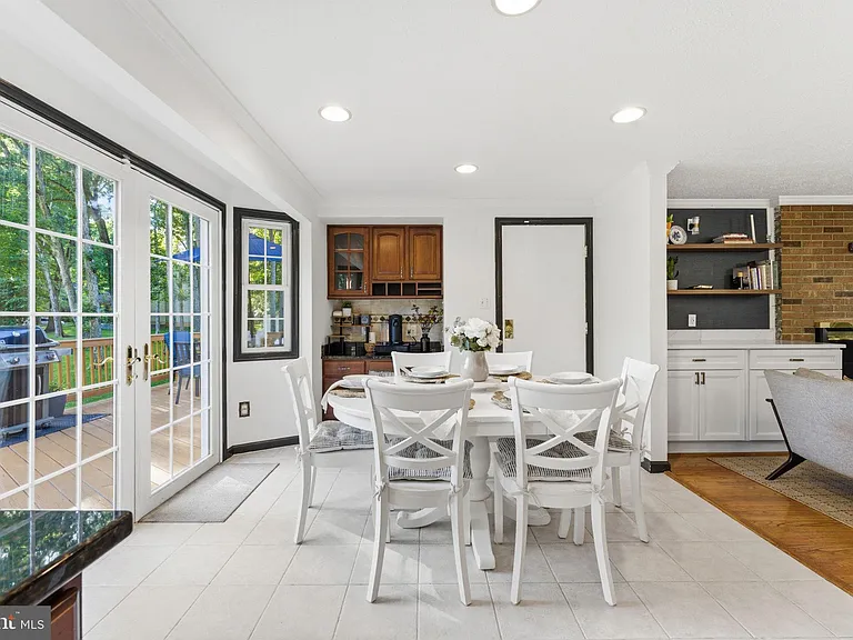 15730 Vista Dr — Photo 15