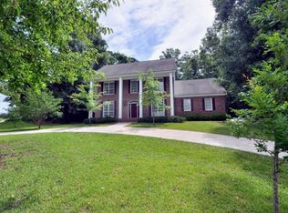 590 Meadow Ridge Dr, Tallahassee, FL 32312