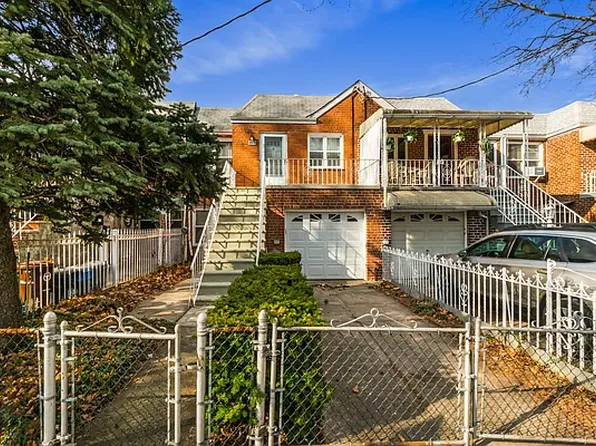 2518 73rd St, Flushing, NY 11370