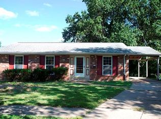 2138 Freestone Ct, Florissant, MO