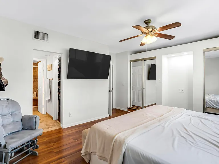 8858 NW 48th St #8858 — Photo 17