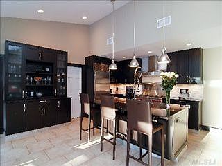 5th image of 24 Sycamore Dr