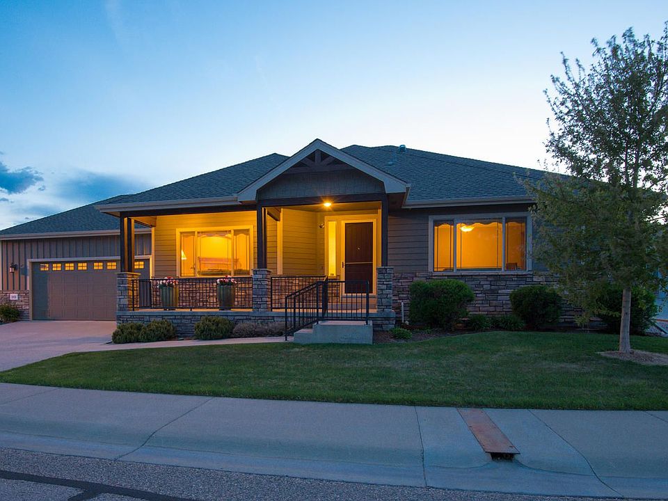 A1 - 2851 Crooked Wash Dr Loveland-large-056-38-Twlight5-1500x944-72dpi.jpg