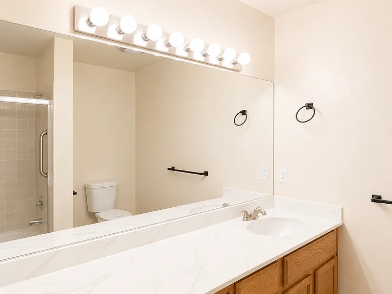 Quail Manor Townhomes — Photo 18