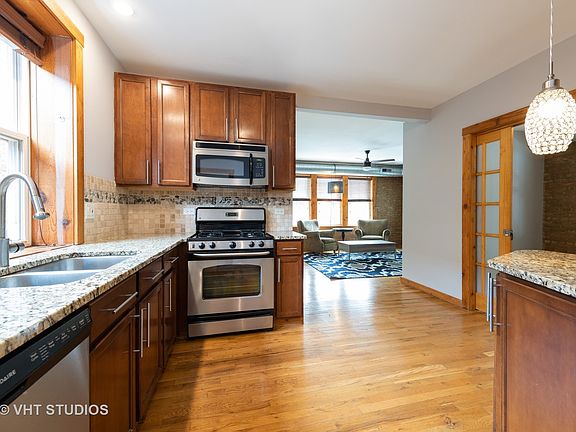 5th image of 4300 N Whipple St APT 1
