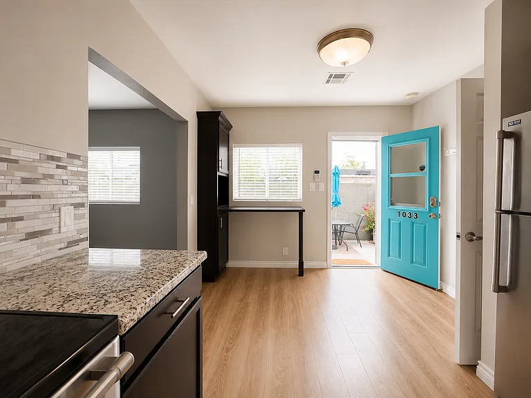 1033 E Roosevelt St #B — Photo 8