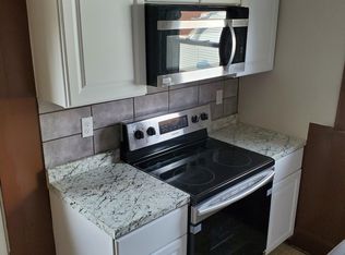 1450 S Chestnut Ave #2, Green Bay, WI 54304