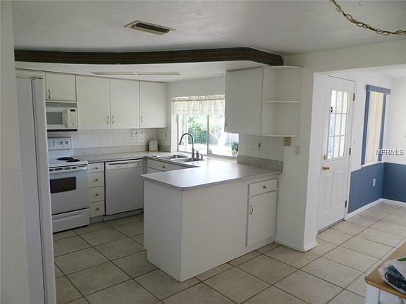 5th image of 3640 Landale Dr