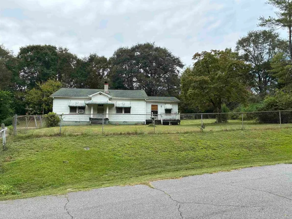 206 Railroad St, Mooresboro, NC 28114