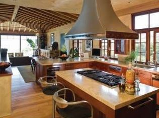 14 Spindrift Rd, Carmel, CA 93923