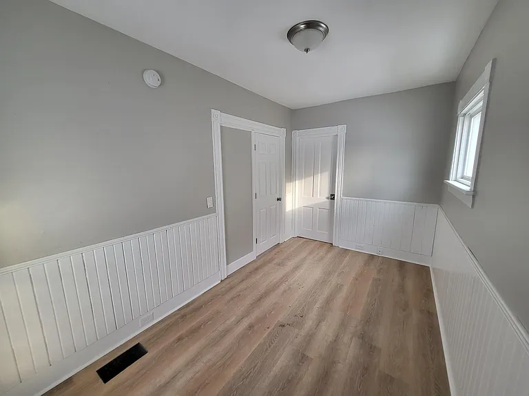 75 High St — Photo 11