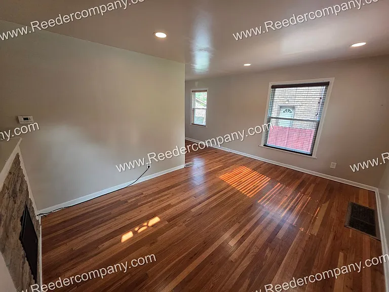 6740 Wicker Ave — Photo 2