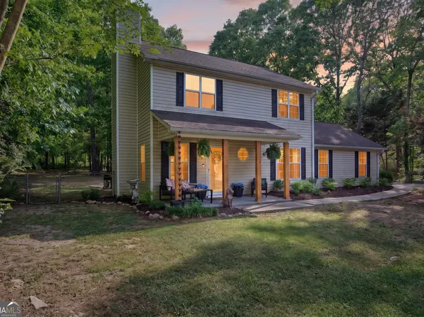 40 Austin Woods Dr, Senoia, GA 30276