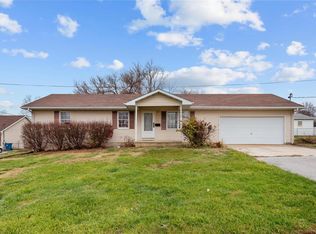 101 Cottage Ave, Cottage Hills, IL