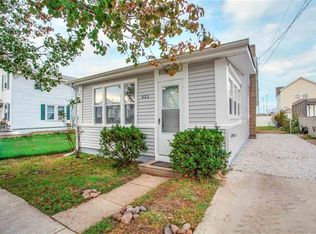423 W Roberts Ave, Wildwood, NJ 08260