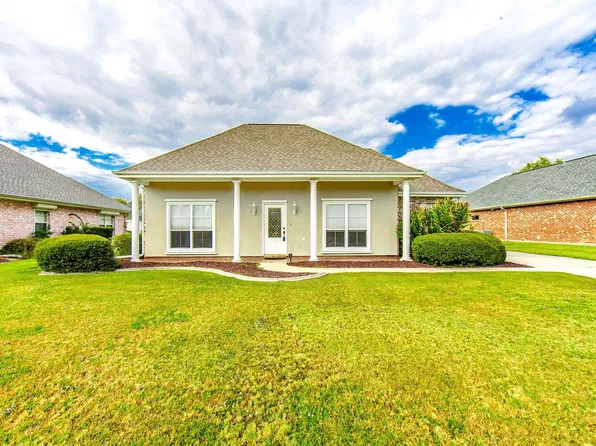 114 Woodburn Dr, Houma, LA 70364