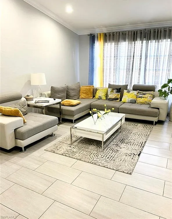2 bed, 2.0 bath, 1246 sqft, $1,850 — Photo 2