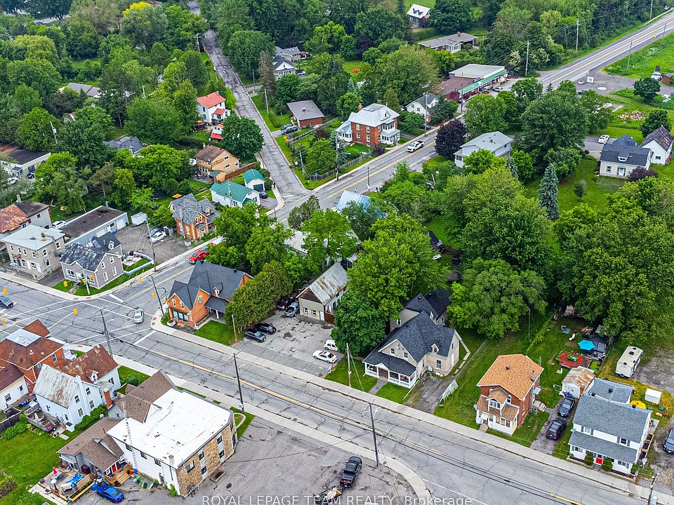 1st image of 6613 Fourth Line Rd #6607
